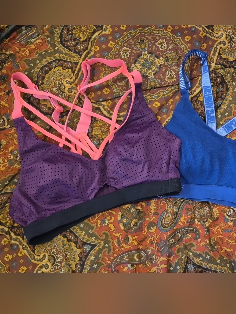 2 Victoria's Secret Sports Bras 32a